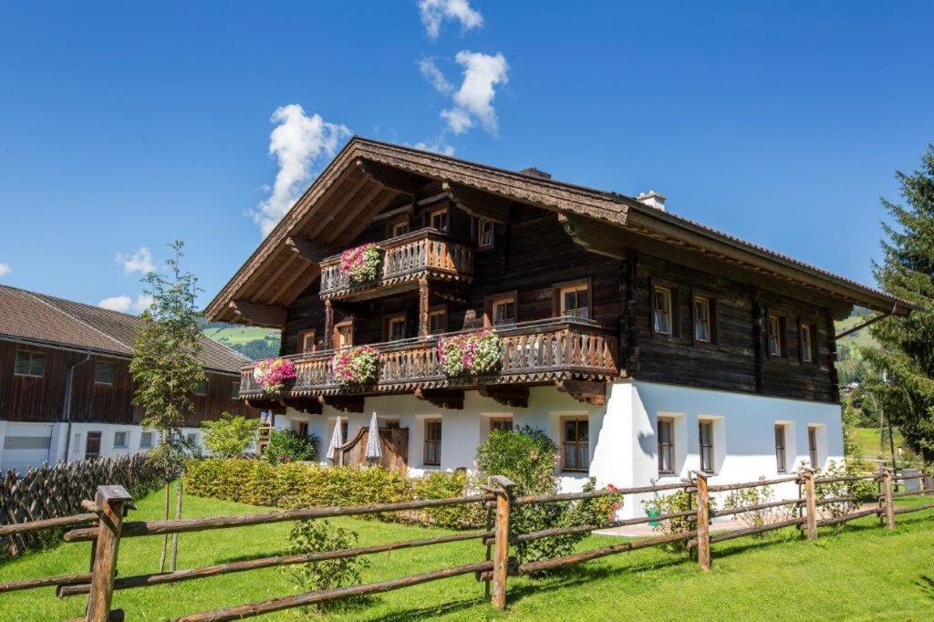 Neuhaushof Apartment Hollersbach im Pinzgau Exterior photo